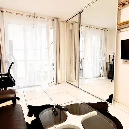 דירה Proche Centre Ville, 1 Chambre, Balcon - Palmazur *